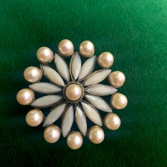 Fancy Pin Bundle. - Picture 3 of 4